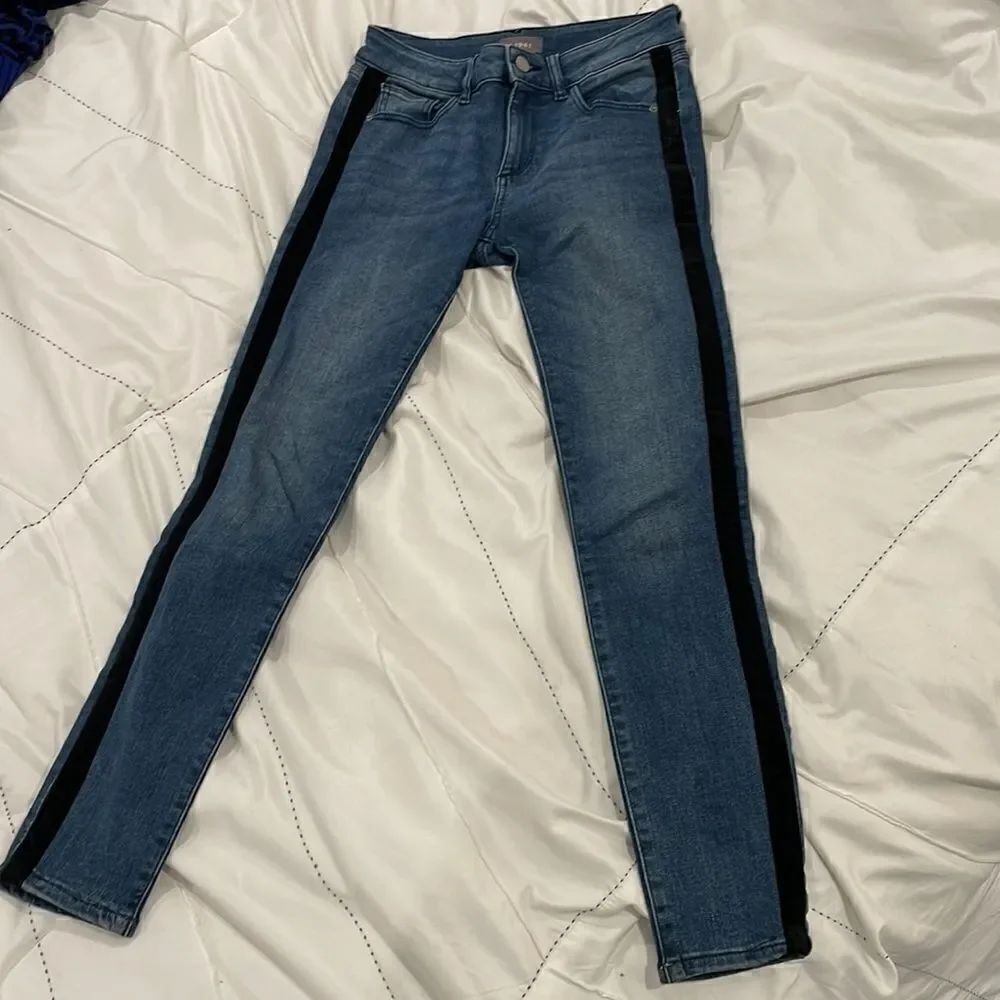DL1961 Blue Jeans with Black Velvet Stripe
